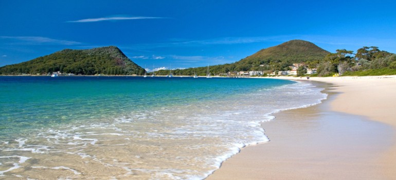 beach in nelson bay