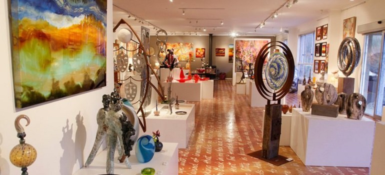 best things to do in daylesford visiting the stony creek gallery