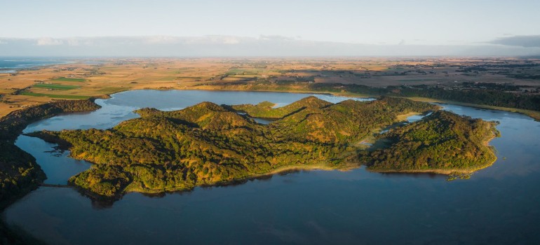 best things to do in port fairy visiting the tower hill nature reserve