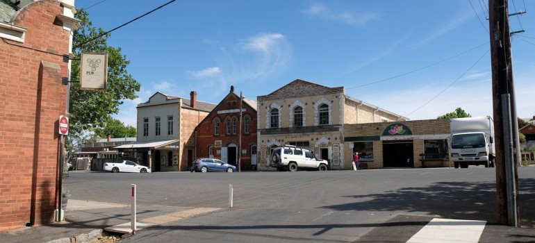 castlemaine downtown