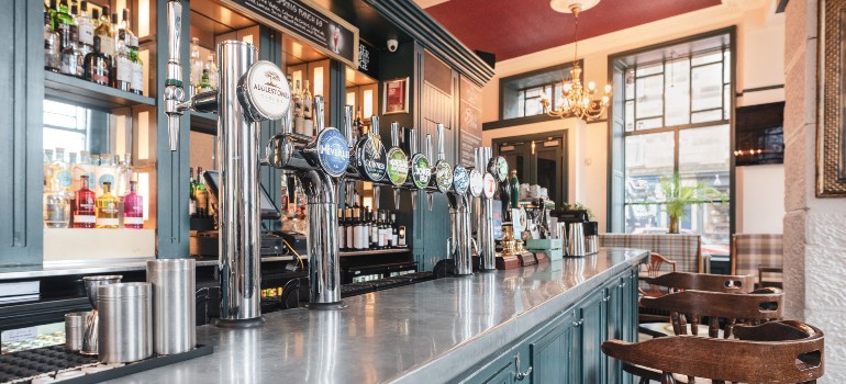 hermitage restaurant and bar campbelltown