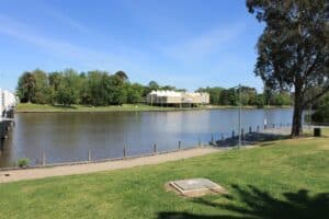 lake benalla walking track