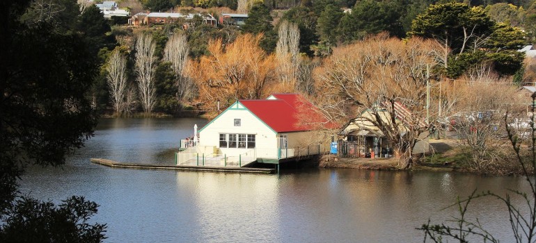 lake house in daylesford