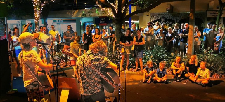 mooloolaba sunset markets