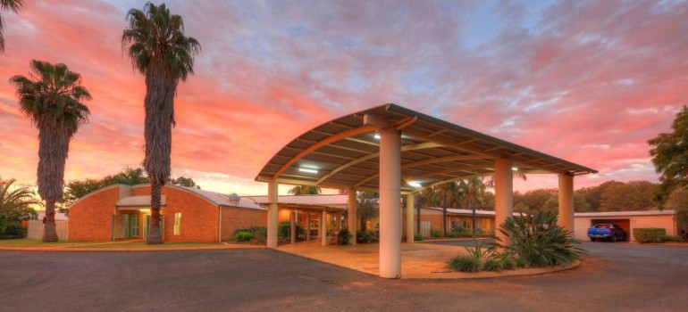 mulga country motor inn