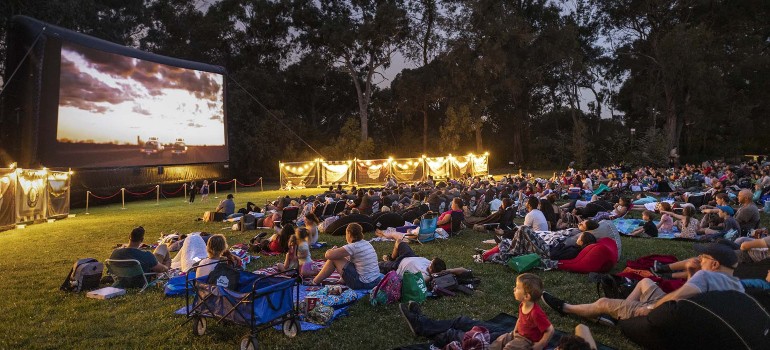 open air cinema in st kilda