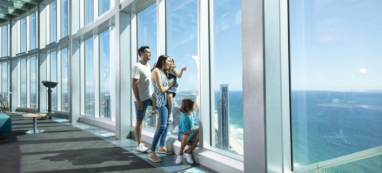 things to do in broadbeach visiting the skypoint observation deck