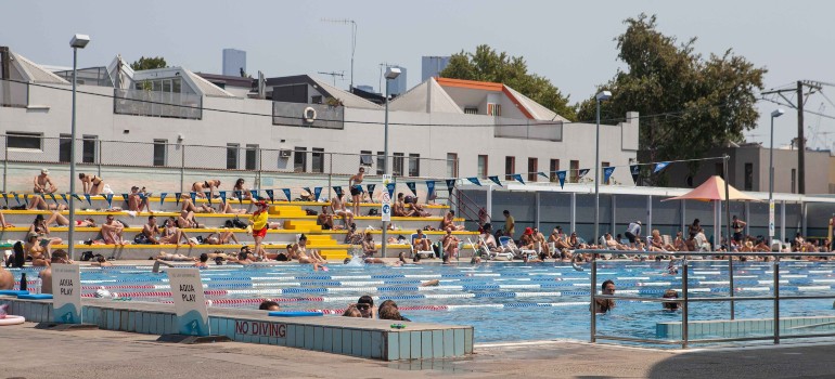 things to do in fitzroy going to the swimming pool