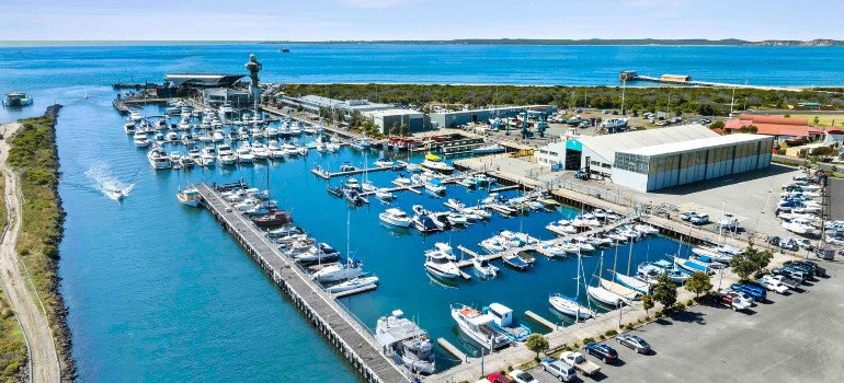 things to do in queenscliff visiting the queenscliff harbour