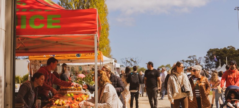 things to do in red hill going to the market
