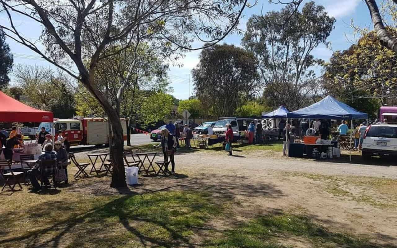 things to do in yea country market