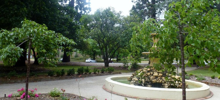 town hall gardens